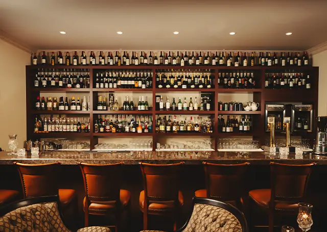 BAR "BURGUNDY"